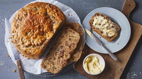 Barmbrack recipe - BBC Food