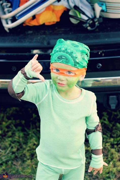 Michelangelo TMNT Costume | DIY Tutorial - Photo 3/3