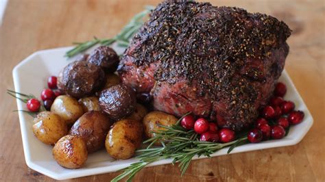 Want an easy, festive Christmas dinner? You want beef roast