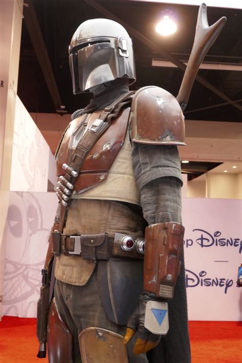 Hollywood Movie Costumes and Props: Pedro Pascal and Gina Carano costumes from Star Wars: The ...