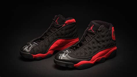 Michael Jordan’s Air Jordans Break Sneaker Auction Record - Fashnfly