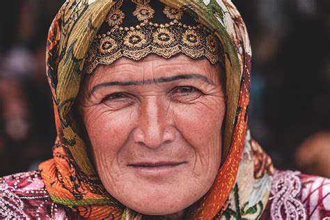 2,700 Years Of History: A Journey To Samarkand - Jay Tindall