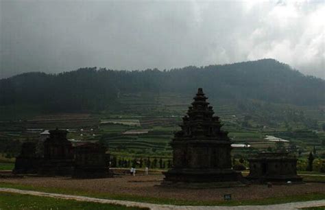 Tour And Picnic: Dieng Plateau