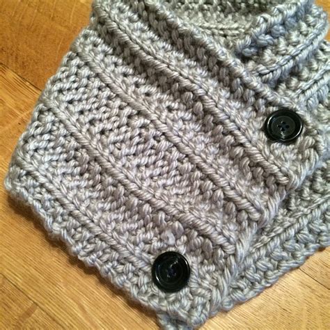 Knitted Neck Warmer – made by marni