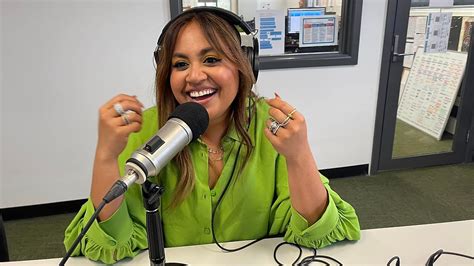 Jessica Mauboy talks about her latest single "Right Here Right Now" on ...