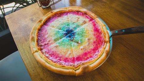 Is This Rainbow Glitter Pizza Another Eye Roll Trend, Or Is It Actually GOOD?