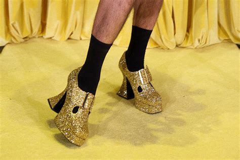 The Craziest Shoes on the Runway at New York Fashion Week [PHOTOS ...