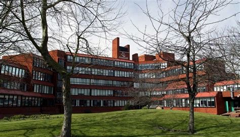 Hammersmith College's Architect Calls for Building to Be Saved