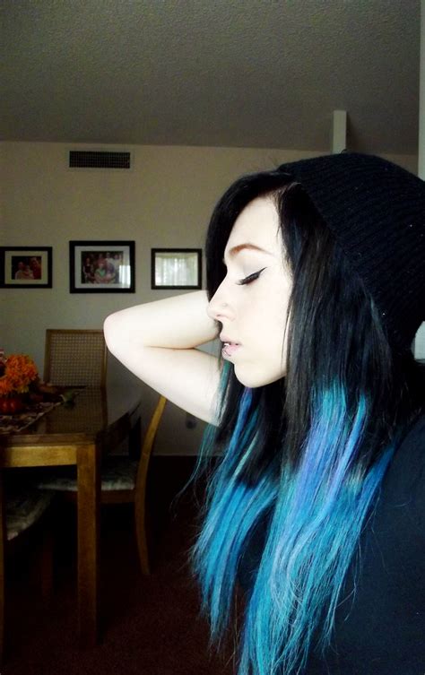 Blue And Black Scene Hairstyles