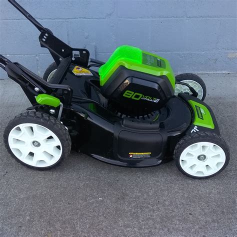 Lot Detail - GREENWORKS PRO 80V 21" BRUSHLESS SELF PROPELLED LAWN MOWER