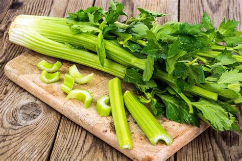 Celery: Nutritional Facts, Benefits, And 3 Healthy Recipes: HealthifyMe