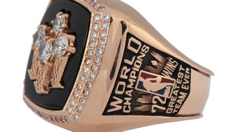 Bulls championship ring from historic 1995-96 season up for auction - Chicago - Chicago Sun-Times