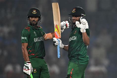 Shakib Al Hasan celebrates his half-century | ESPNcricinfo.com