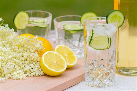 Elderflower-Champagne-Recipe-Featured | Krumpli