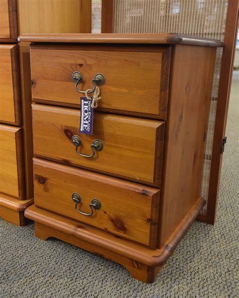 Knotty Pine Nightstand | New England Home Furniture Consignment