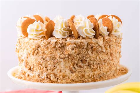 BEST Banana Pudding Cake Recipe - Easy, Moist and Delicious!