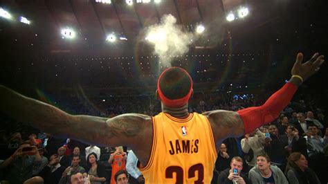 Phantom: LeBron James' Chalk Toss in 1000 fps at Madison Square Garden ...