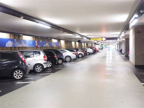 Long-term Airport Parking Rates – How Much & How to Get It Cheaper ...