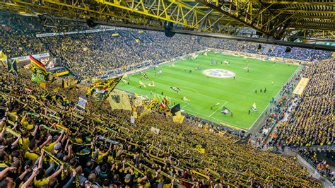 Finances and football combine in first digital report from Borussia Dortmund | IR Magazine