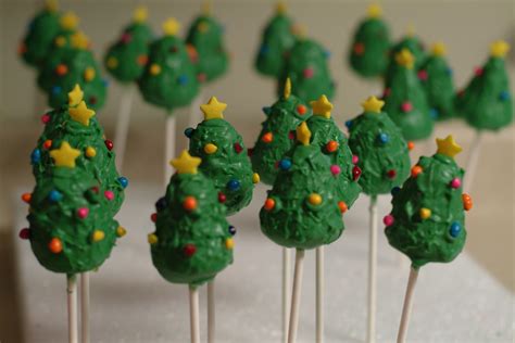 Christmas tree cake pops | Christmas tree cake, Christmas tree cake ...