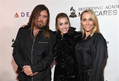 Miley Cyrus’ Mom Files For Divorce From Husband After Nearly 30 Years ...