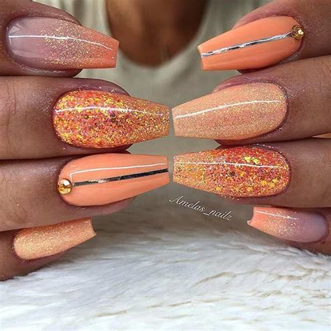 Orange Glitter Nail Idea for Coffin Nails | Orange naglar, Enkla naglar, Nagelidéer