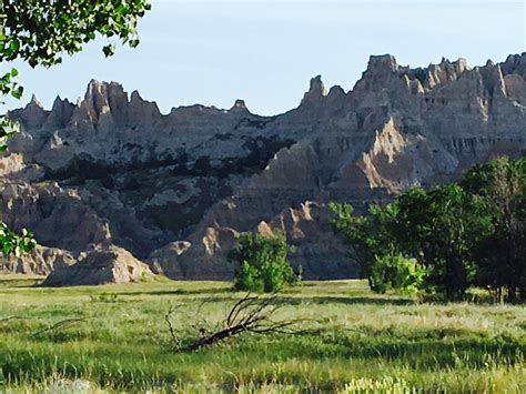 Sunrise at Badlands National Park (3024x3024) : r/EarthPorn