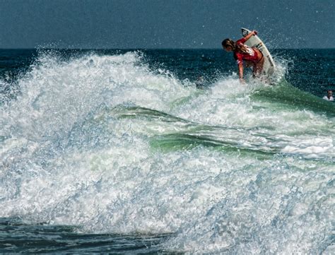 Vanessa Bates Events: Virginia Beach Surfing Competition