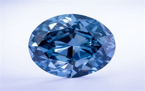 Okavango Diamond Company finds a nd polishes a 20-carat unique fancy deep blue