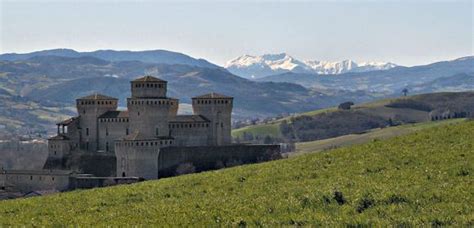 Castle Of Torrechiara, Torrechiara | Ticket Price | Timings | Address ...