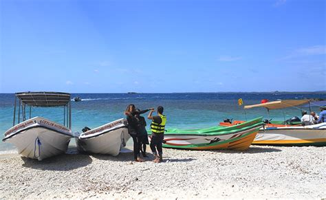 Snorkeling Tours in Sri Lanka | Snorkeling in Sri Lanka | Diving and Snorkeling Tours in Sri Lanka