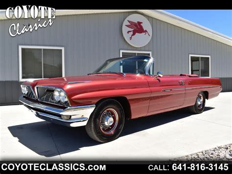 1961 Pontiac Catalina | Coyote Classics