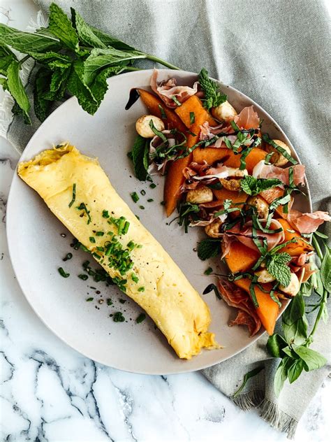 FRENCH OMELETTE - thecommunalfeast.com