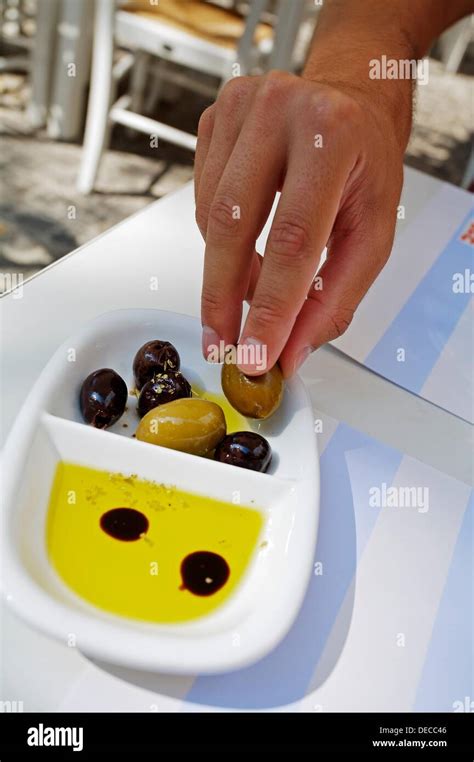 Restaurant at Plaka District Athens Greece Stock Photo - Alamy