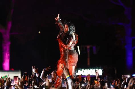 Nicki Minaj’s 2022 Rolling Loud NYC Headlining Set Was a Moment for the ...