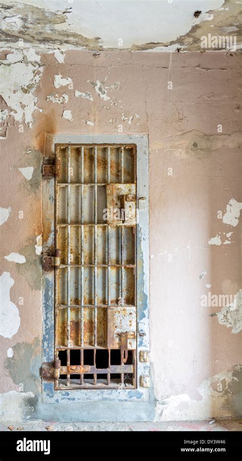 Old prison cell door hi-res stock photography and images - Alamy