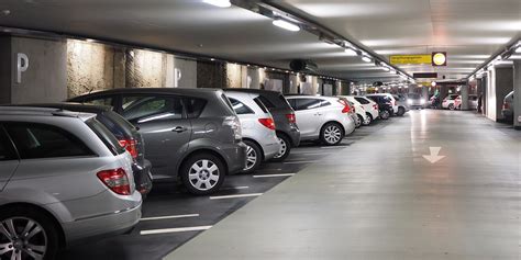 Glasgow city council's EVs languish in parking for years - electrive.com