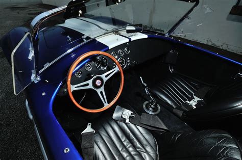 Shelby 427 Cobra S/C - Photos, History, Profile