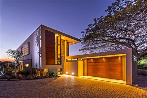 Contemporary dream home in South Africa: Aloe Ridge House