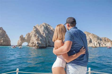 Cabo San Lucas: 4-Hour Snorkeling Cruise with Open Bar | GetYourGuide