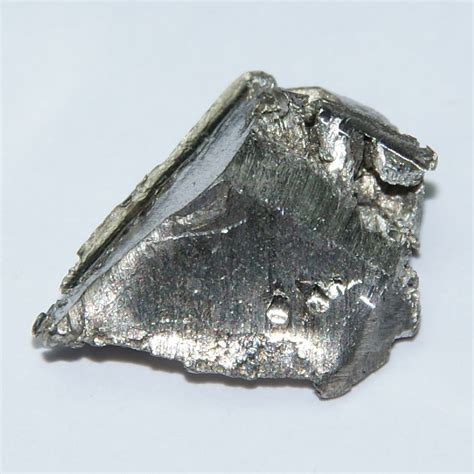 Ytterbium Facts, Symbol, Discovery, Properties, Uses | Maria Kani