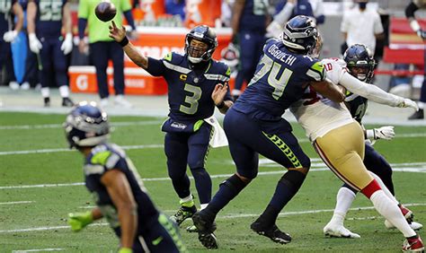 How can Seahawks' offense be aggressive without putting the ball at risk?