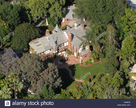 Michael Jackson's Encino home. Aerial views of Michael Jacksons home ...