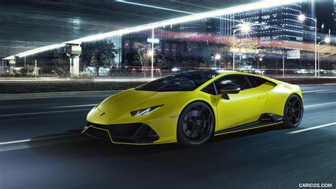 Lamborghini Huracán EVO Fluo Capsule | 2021MY Yellow | Front Three-Quarter