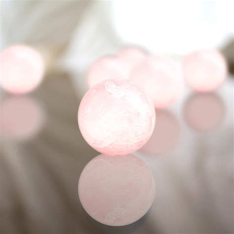 Buy Rose Quartz Spheres Wholesale at $45.28/Kg | 4-6 Pieces