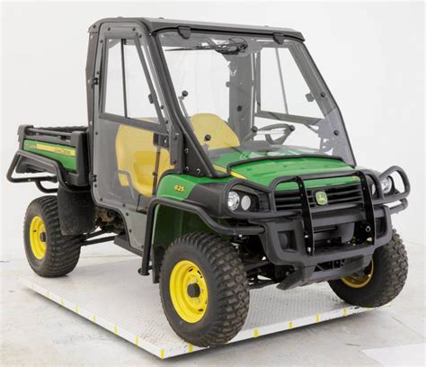 John Deere Gator XUV 625i | Hard Cabs