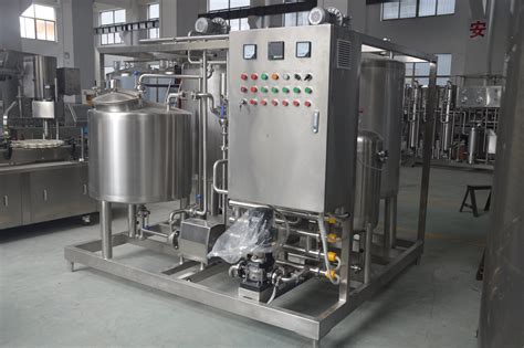 Full Automatic 300L/H Small Scale Milk Production Line - Milk ...