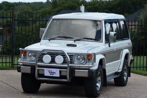 1989 Mitsubishi Pajero Diesel Turbo | Bubble Pop Autos