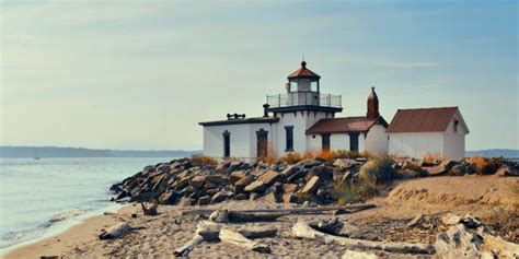 16 Puget Sound lighthouses you can visit for free ...