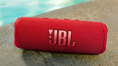 Cyber Monday speaker deal 2022: JBL Flip 6 is $40 of -- that's a 31% discount | ZDNET